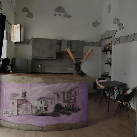 Quercus Ilex A In The Historic Center Διαμέρισμα *